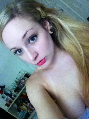 Goddess Kitten